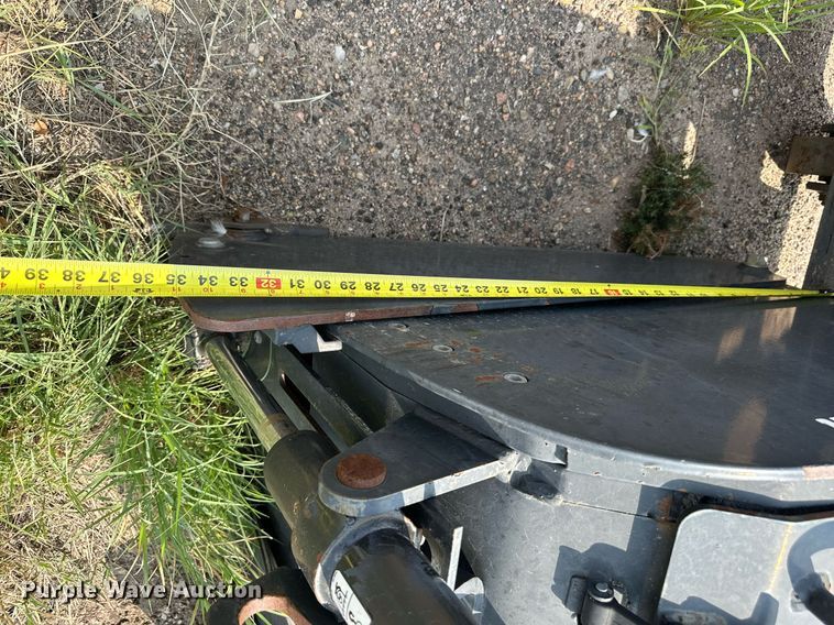 image for item DJ6222 2012 Bobcat 24PLA  skid steer cold planer