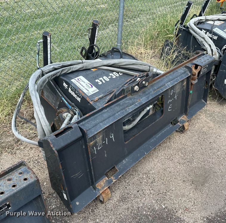 image for item DJ6223 2012 Bobcat 24PLA  skid steer cold planer