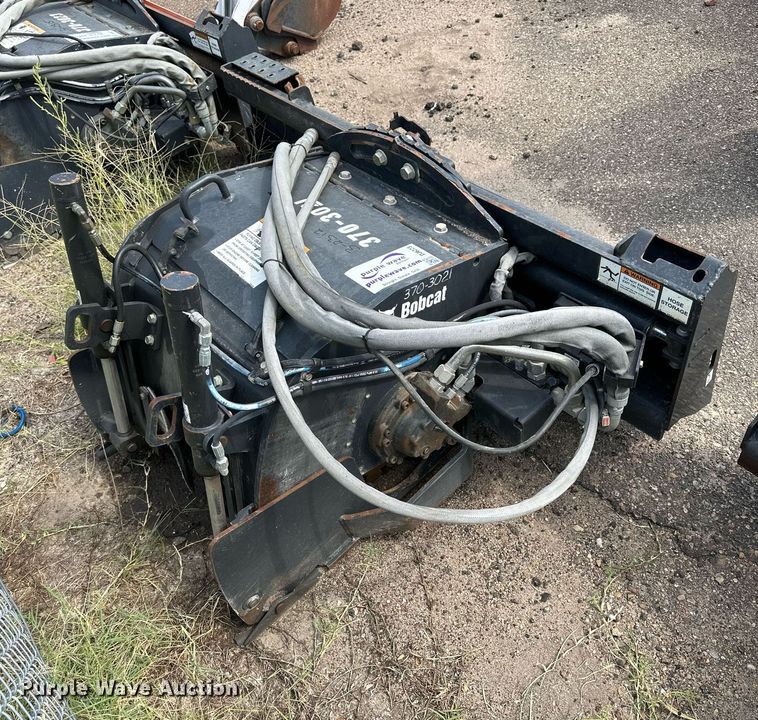 image for item DJ6223 2012 Bobcat 24PLA  skid steer cold planer