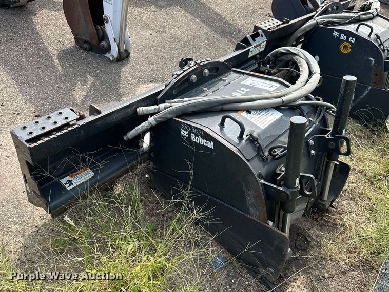 image for item DJ6223 2012 Bobcat 24PLA  skid steer cold planer