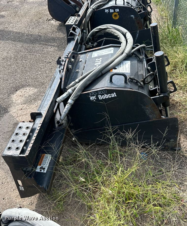 image for item DJ6223 2012 Bobcat 24PLA  skid steer cold planer