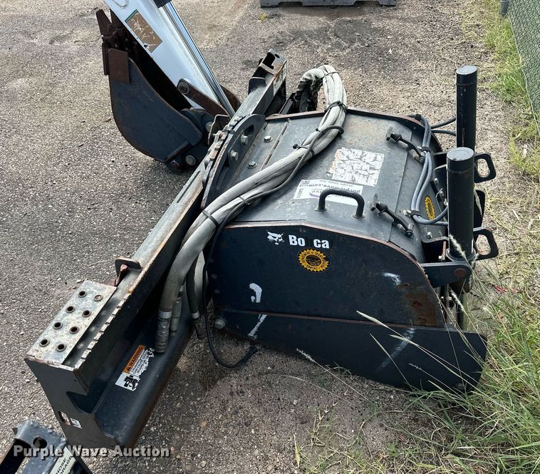 image for item DJ6224 2011 Bobcat 24PLA  skid steer cold planer