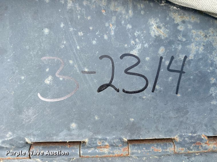 image for item DJ6224 2011 Bobcat 24PLA  skid steer cold planer