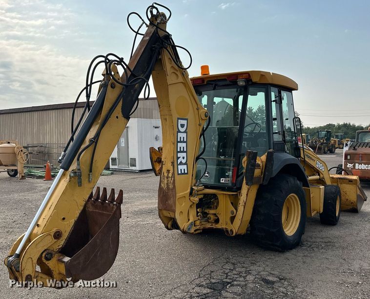 image for item DJ6225 2005 John Deere 310G  backhoe