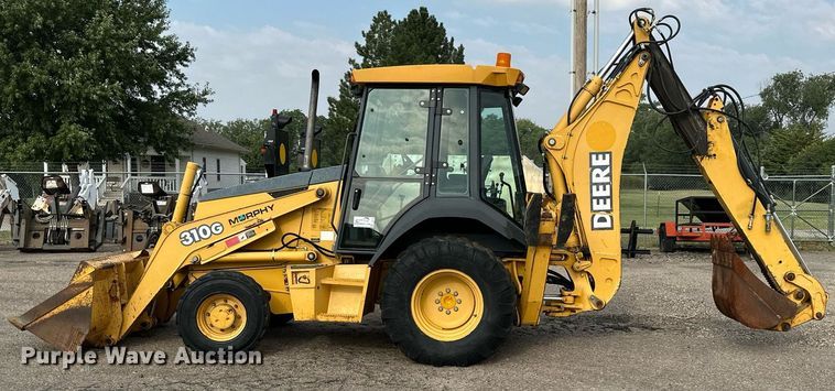 image for item DJ6225 2005 John Deere 310G  backhoe