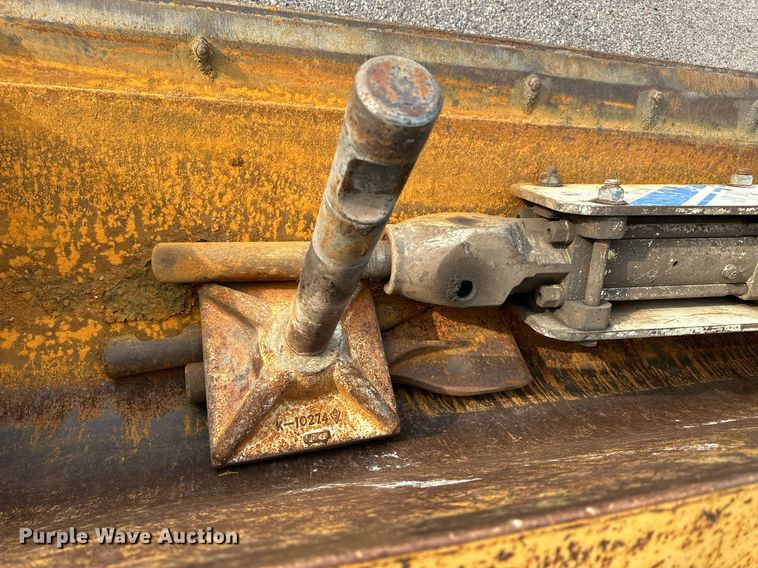 image for item DJ6225 2005 John Deere 310G  backhoe