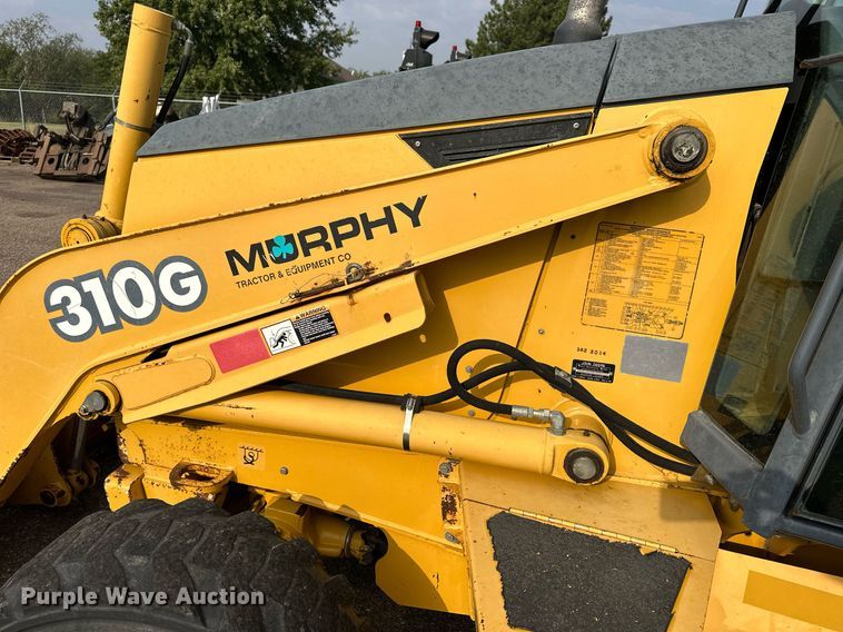 image for item DJ6225 2005 John Deere 310G  backhoe