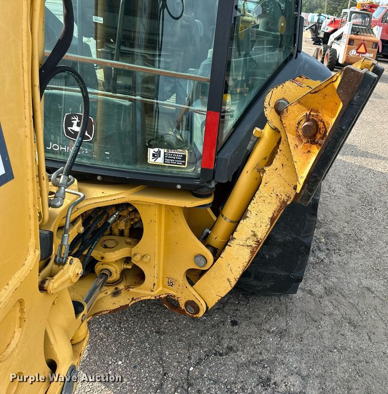 image for item DJ6225 2005 John Deere 310G  backhoe