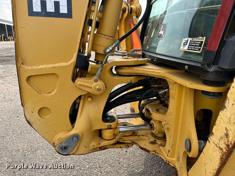 image for item DJ6225 2005 John Deere 310G  backhoe