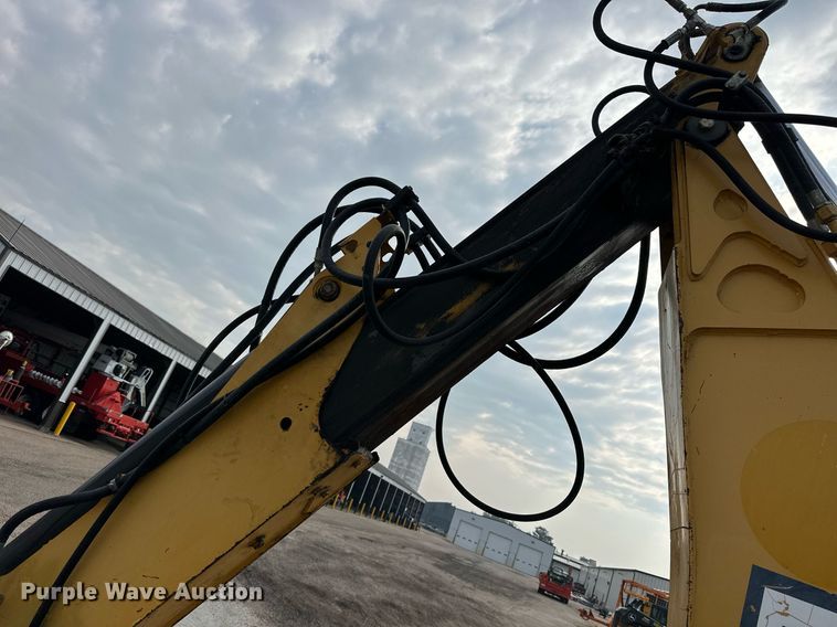 image for item DJ6225 2005 John Deere 310G  backhoe