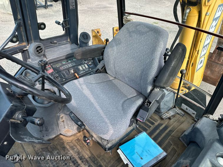 image for item DJ6225 2005 John Deere 310G  backhoe
