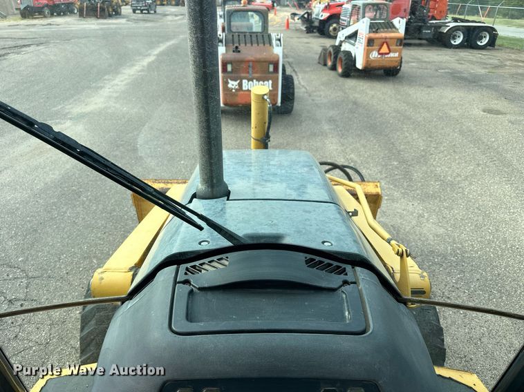 image for item DJ6225 2005 John Deere 310G  backhoe