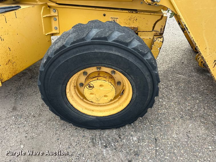 image for item DJ6225 2005 John Deere 310G  backhoe