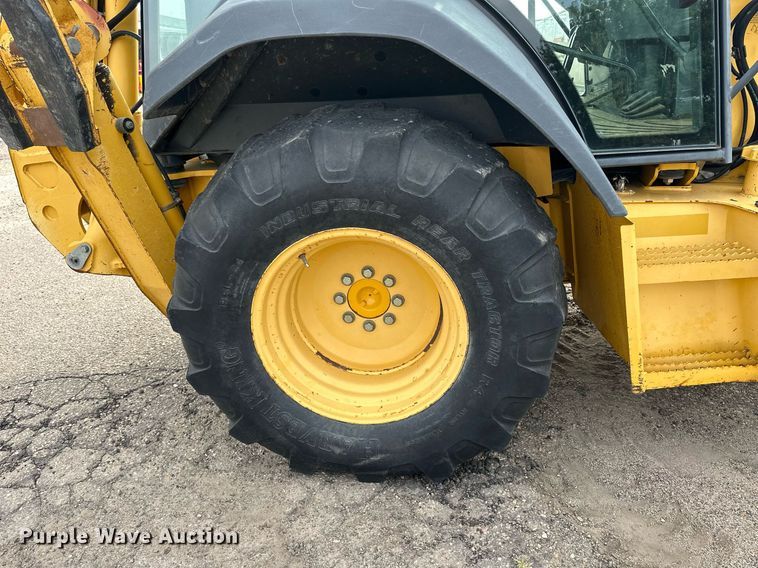 image for item DJ6225 2005 John Deere 310G  backhoe