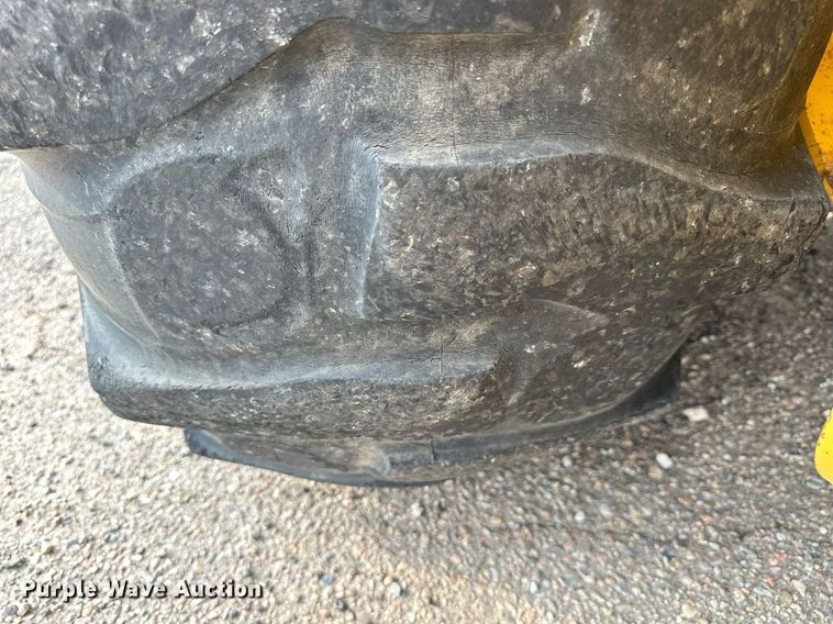 image for item DJ6225 2005 John Deere 310G  backhoe