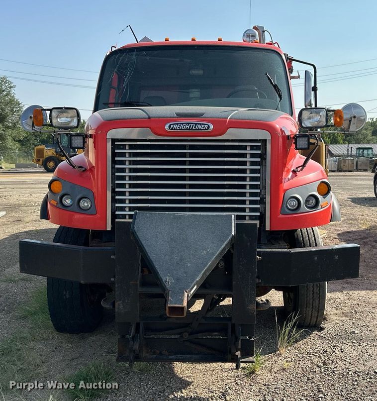 image for item DJ6226 2011 Freightliner Business Class M2 106  dump truck