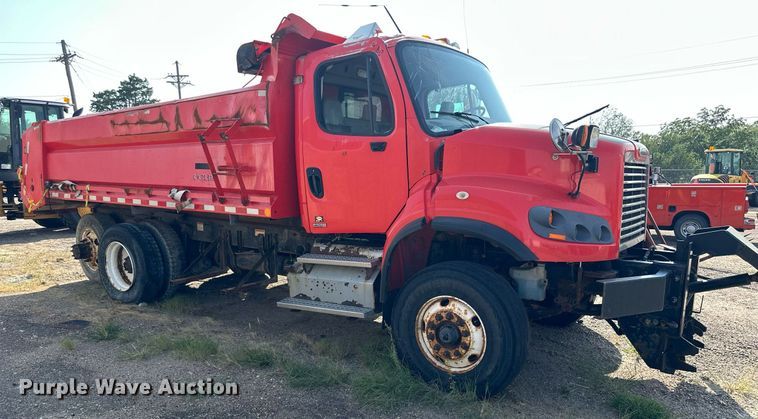 image for item DJ6226 2011 Freightliner Business Class M2 106  dump truck