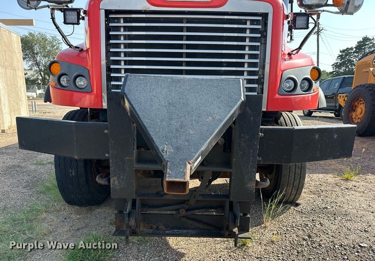 image for item DJ6226 2011 Freightliner Business Class M2 106  dump truck