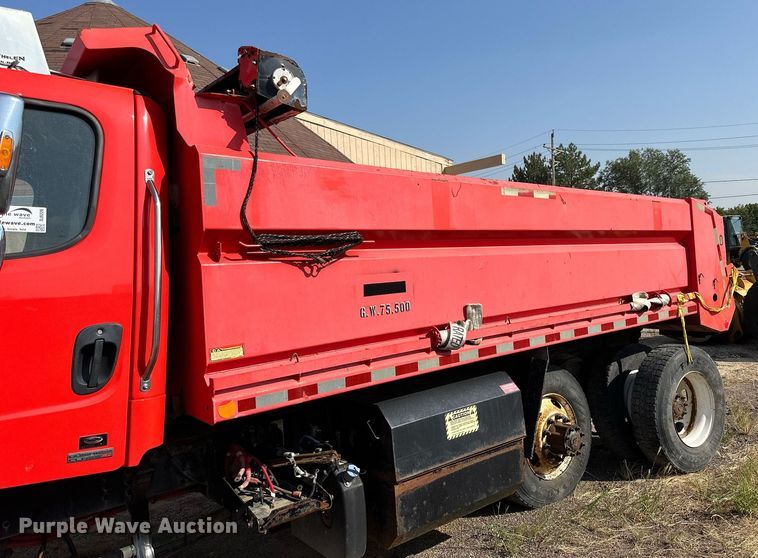 image for item DJ6226 2011 Freightliner Business Class M2 106  dump truck