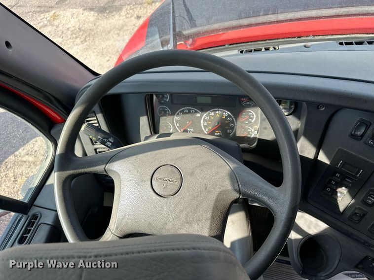 image for item DJ6226 2011 Freightliner Business Class M2 106  dump truck