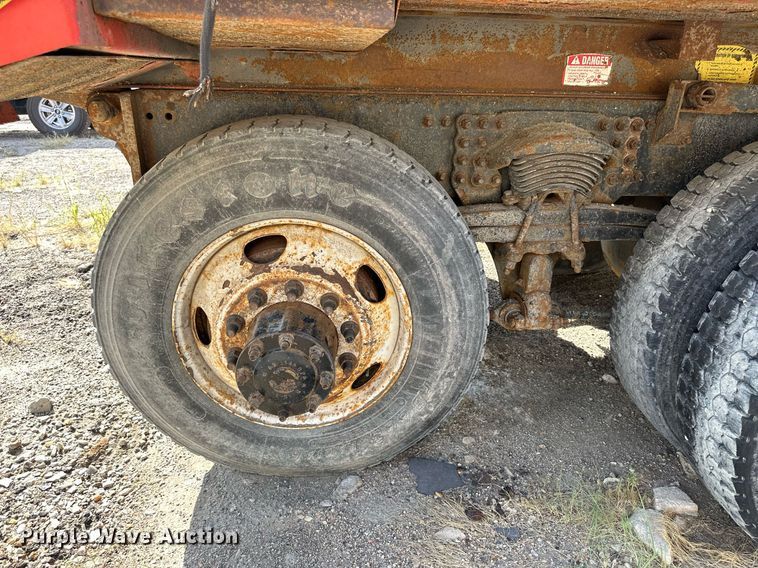 image for item DJ6226 2011 Freightliner Business Class M2 106  dump truck