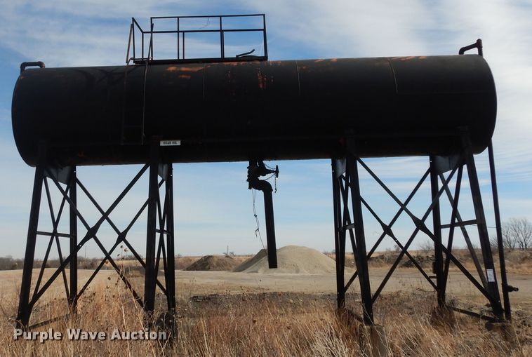image for item DK7606 1954 R&R  asphalt storage tank