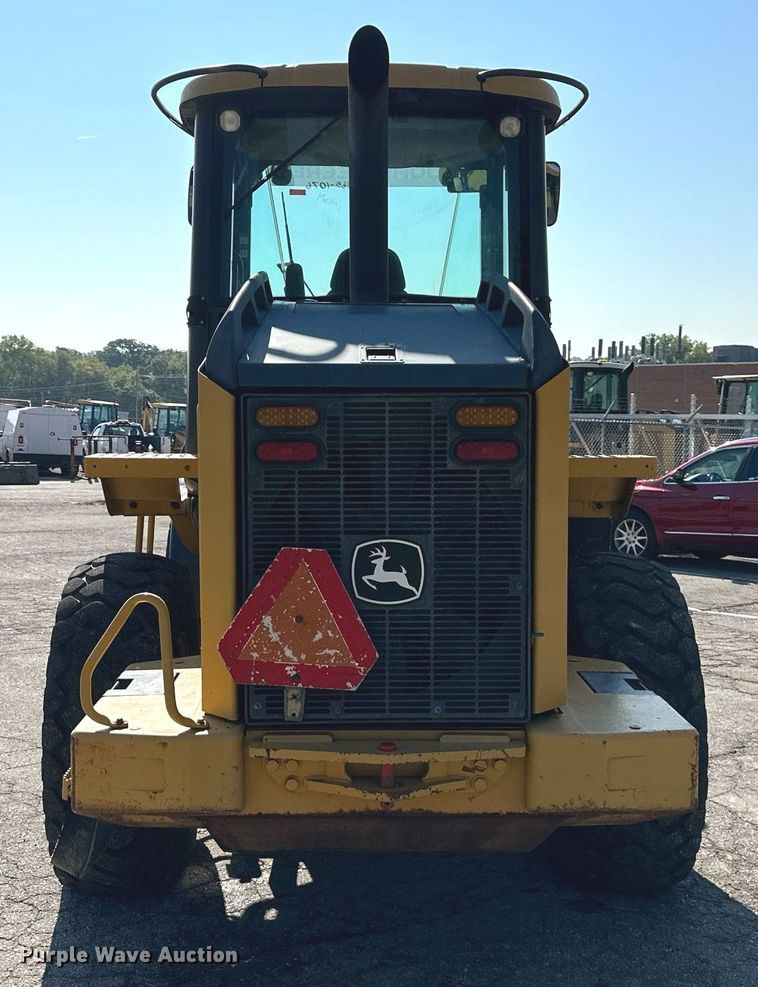 image for item DN8638 2006 John Deere 444J  wheel loader