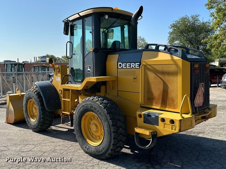 image for item DN8638 2006 John Deere 444J  wheel loader