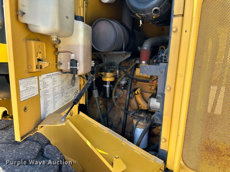 image for item DN8638 2006 John Deere 444J  wheel loader