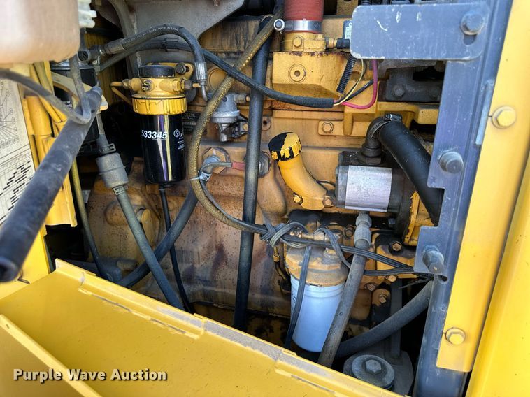 image for item DN8638 2006 John Deere 444J  wheel loader