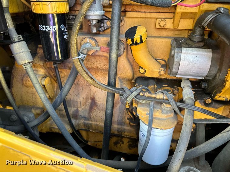 image for item DN8638 2006 John Deere 444J  wheel loader