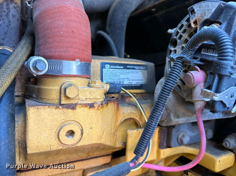 image for item DN8638 2006 John Deere 444J  wheel loader