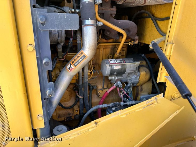 image for item DN8638 2006 John Deere 444J  wheel loader