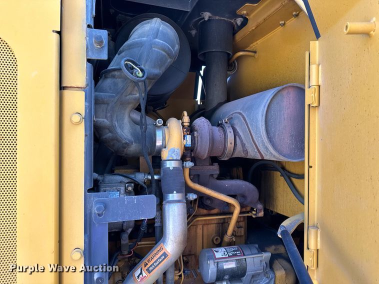 image for item DN8638 2006 John Deere 444J  wheel loader