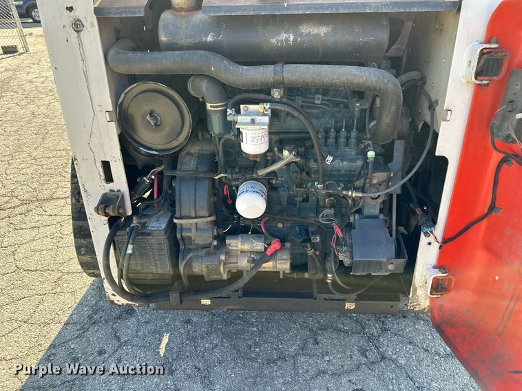 image for item DN8639 2008 Bobcat T300  tracked skid steer loader