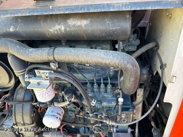 image for item DN8639 2008 Bobcat T300  tracked skid steer loader