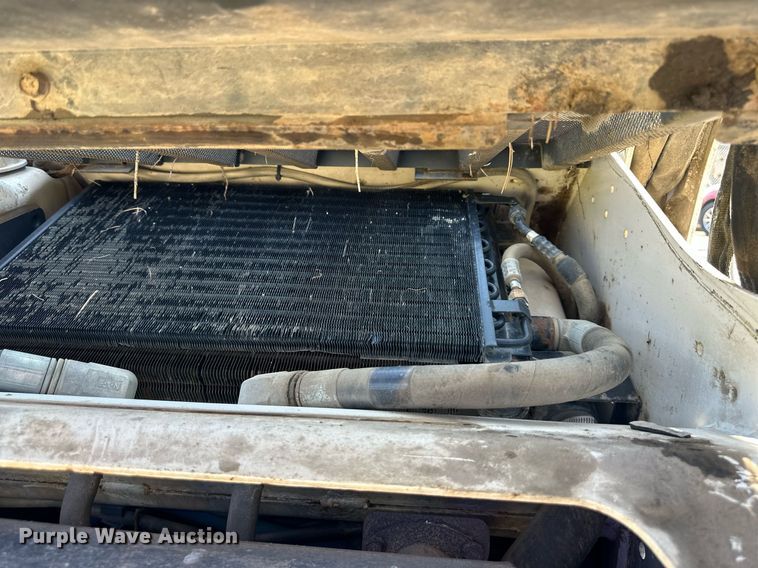 image for item DN8639 2008 Bobcat T300  tracked skid steer loader