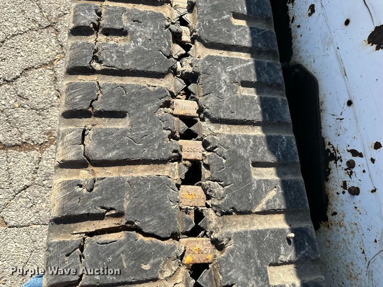 image for item DN8639 2008 Bobcat T300  tracked skid steer loader