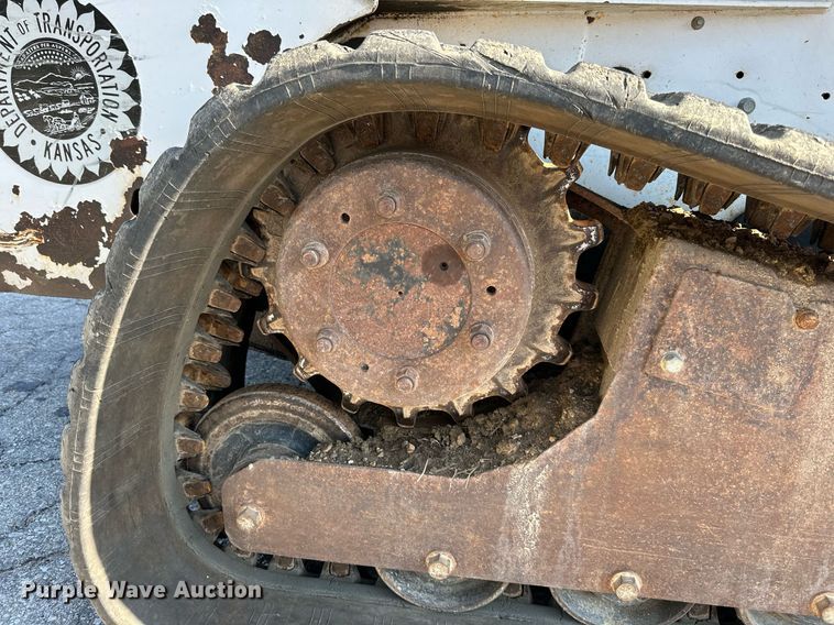 image for item DN8639 2008 Bobcat T300  tracked skid steer loader