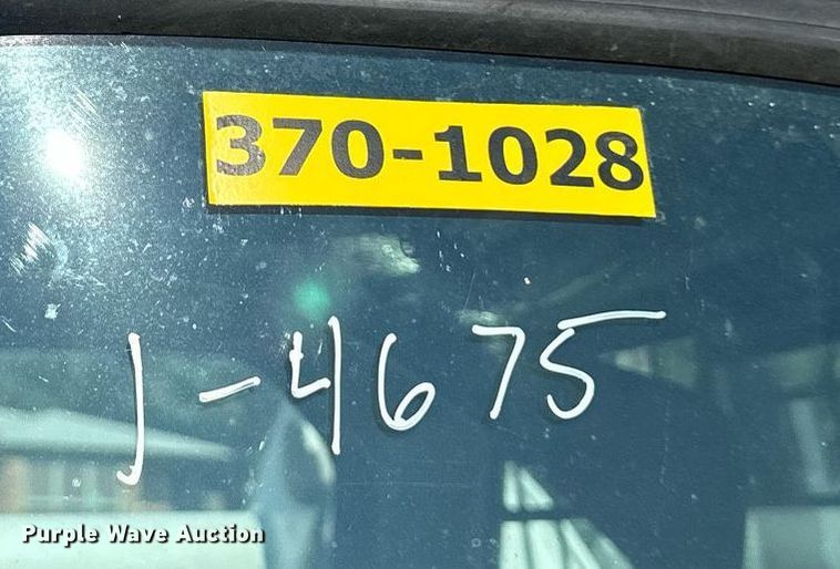 image for item DN8639 2008 Bobcat T300  tracked skid steer loader