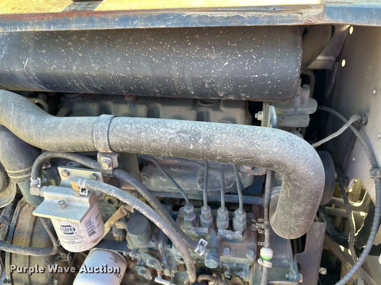 image for item DN8699 2008 Bobcat T300  tracked skid steer loader