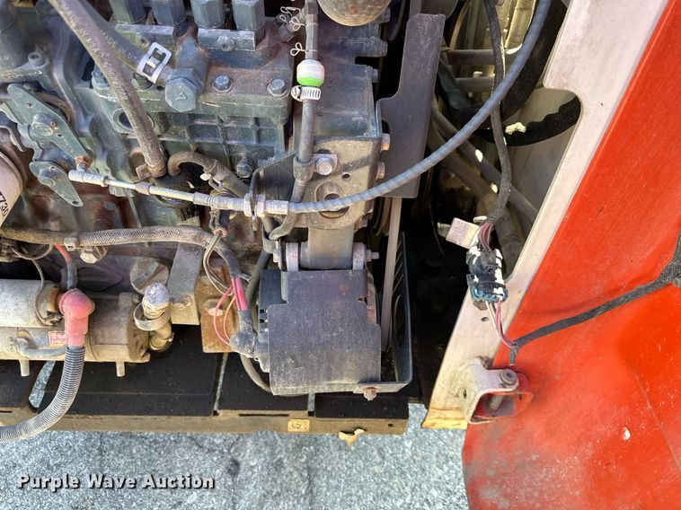 image for item DN8699 2008 Bobcat T300  tracked skid steer loader