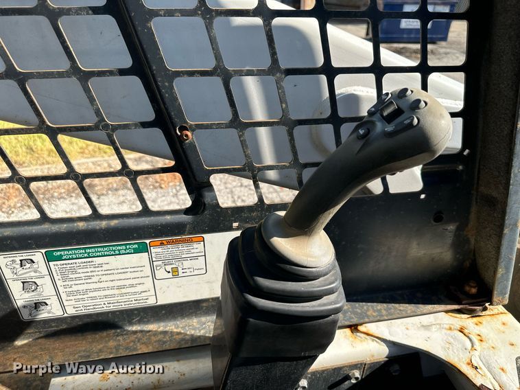 image for item DN8699 2008 Bobcat T300  tracked skid steer loader