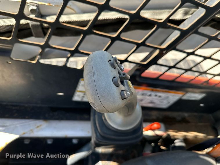 image for item DN8699 2008 Bobcat T300  tracked skid steer loader