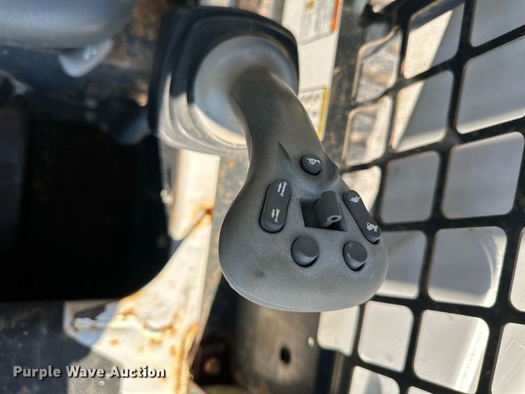 image for item DN8699 2008 Bobcat T300  tracked skid steer loader