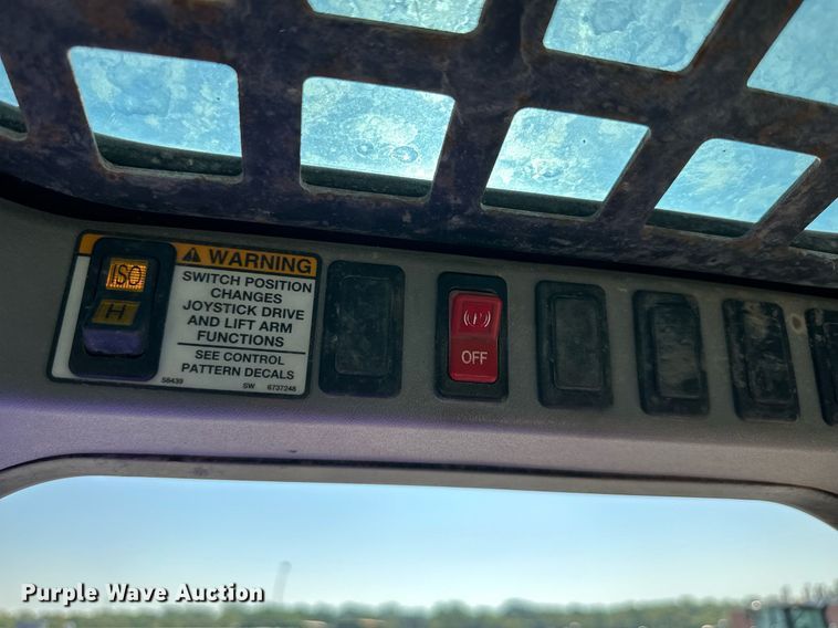 image for item DN8699 2008 Bobcat T300  tracked skid steer loader