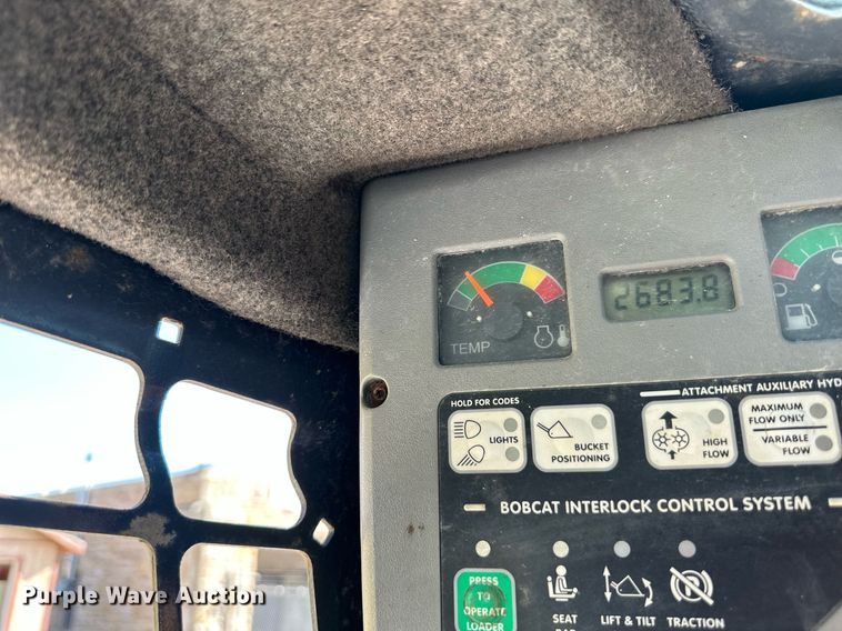 image for item DN8699 2008 Bobcat T300  tracked skid steer loader