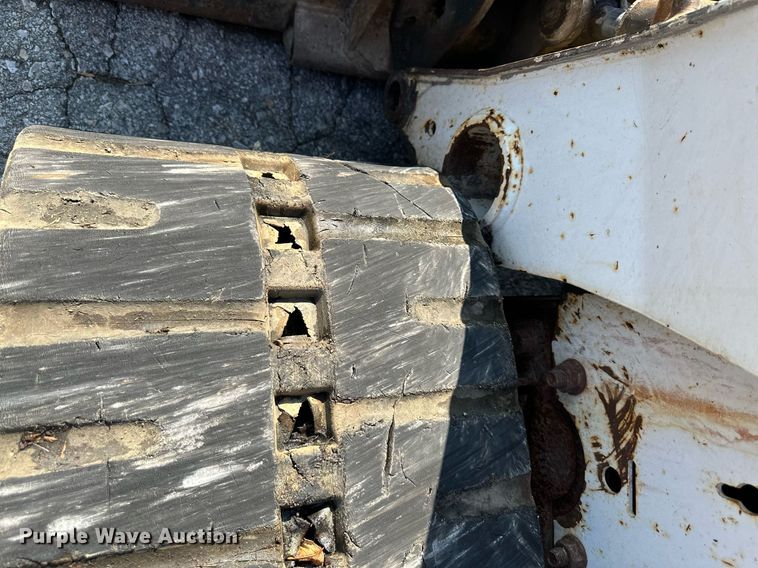 image for item DN8699 2008 Bobcat T300  tracked skid steer loader