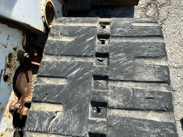 image for item DN8699 2008 Bobcat T300  tracked skid steer loader