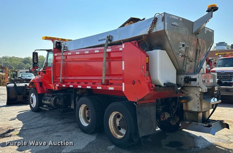 image for item DN8700 2006 International 7400  dump truck